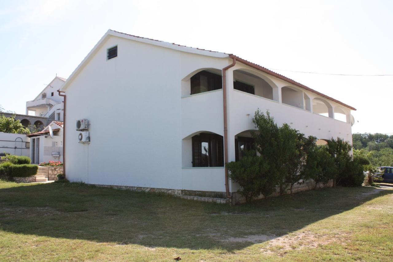 Apartments For Families With Children Lopar, Rab - 10402 Екстер'єр фото